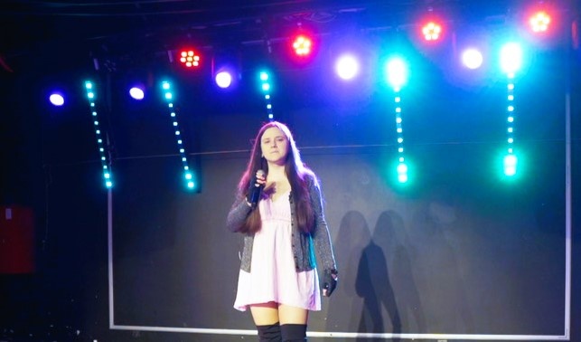singer, 