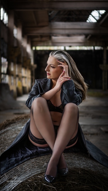 Beata, bielizna, portret