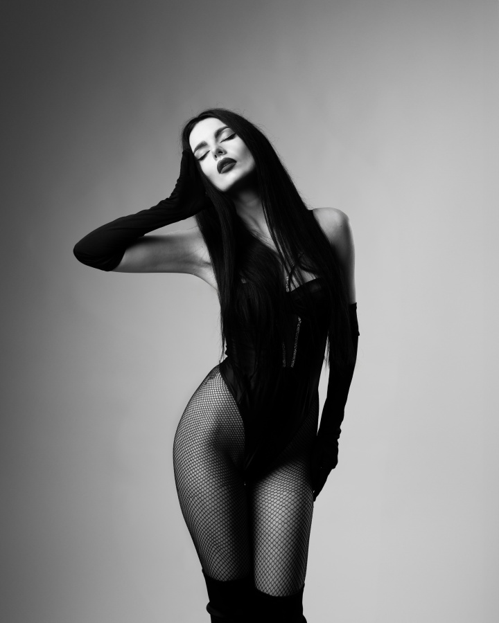 © Kamil Karmański, bnw, dark, fashion, glamour, gothic, makeup, sensual
