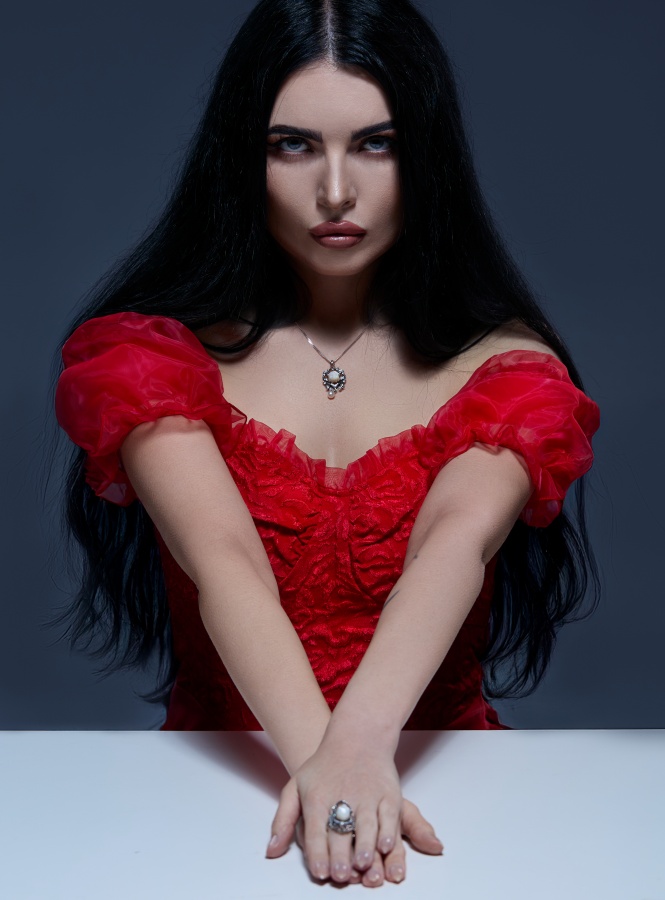 © Mariusz Sładek, alternative, beauty, dark, glamour, gothic, makeup, portret