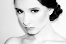 B&W