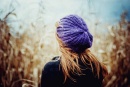 autumn-back-beret-blonde-gir