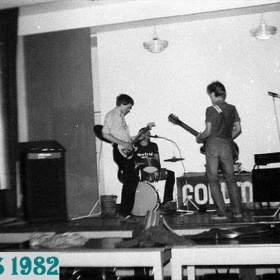 1982 04 sacrus