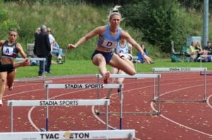 Jessie Knight on her way to a league record at Eton (credit: James Rhodes)