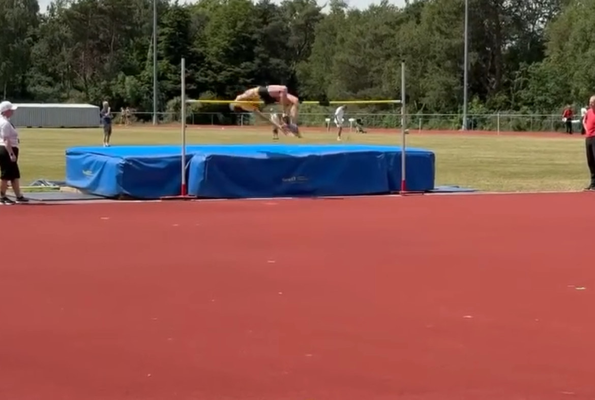 Crawley’s Machin sets world masters record in Championship