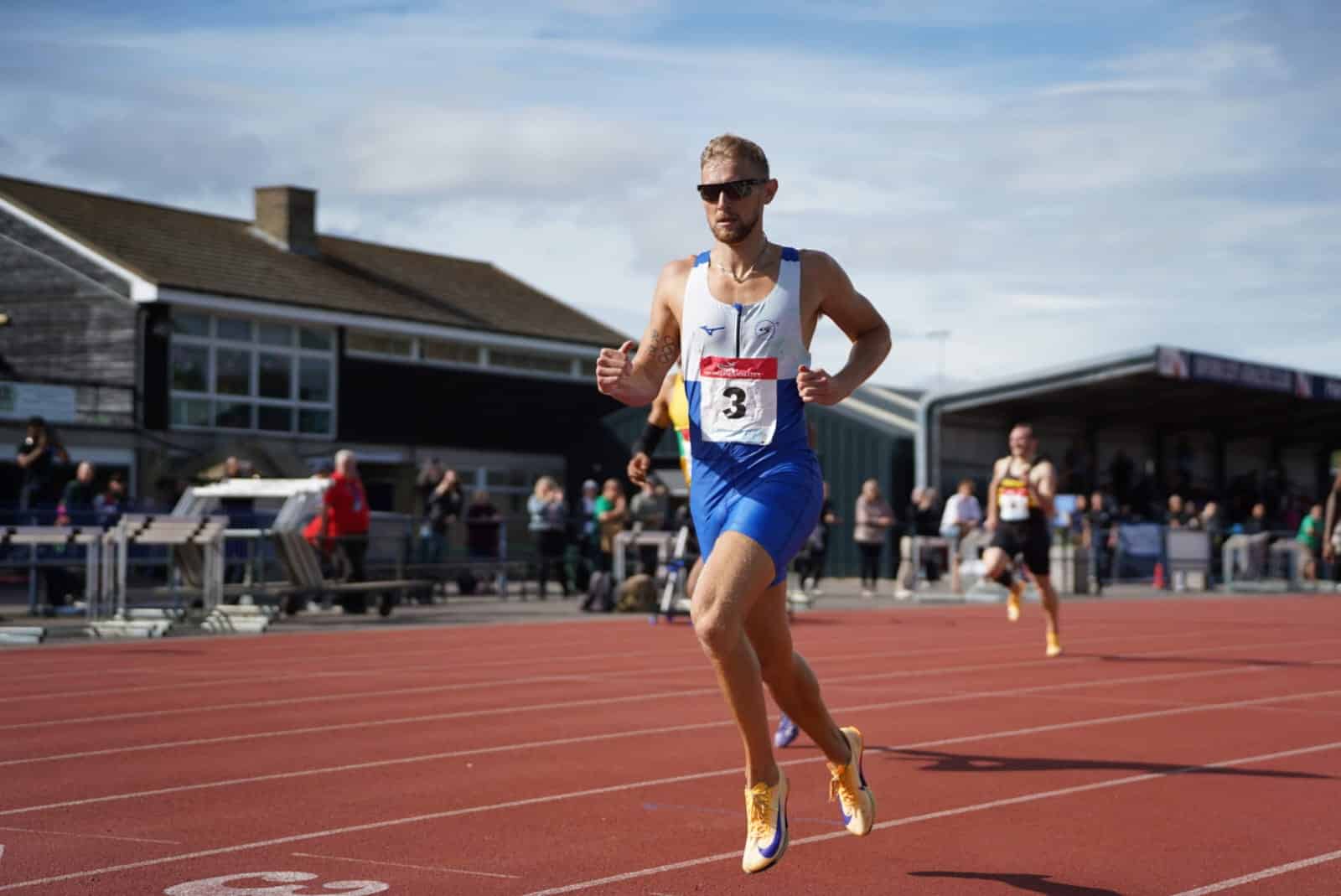 Brilliant Thompson joins Barrett twins in leading Sheffield to Promotion Match victory