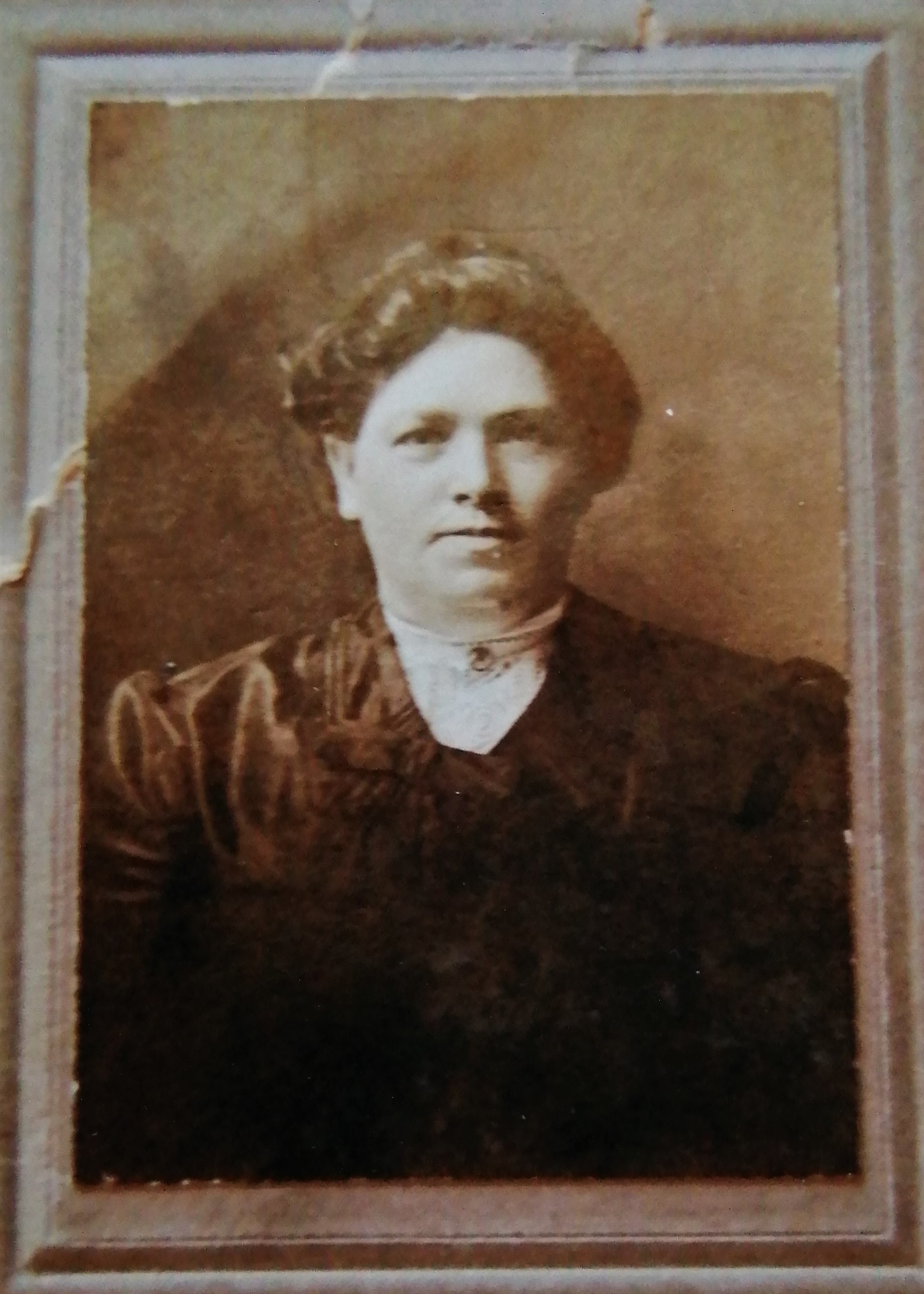 Catherine (née Morris) Hansen