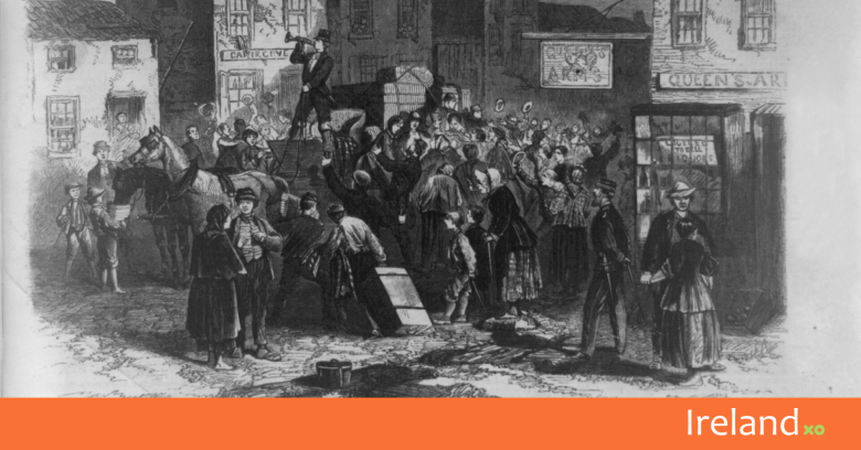 An Irish family says goodbye to a loved one - American wake An Irish family says goodbye to a loved one - American wake