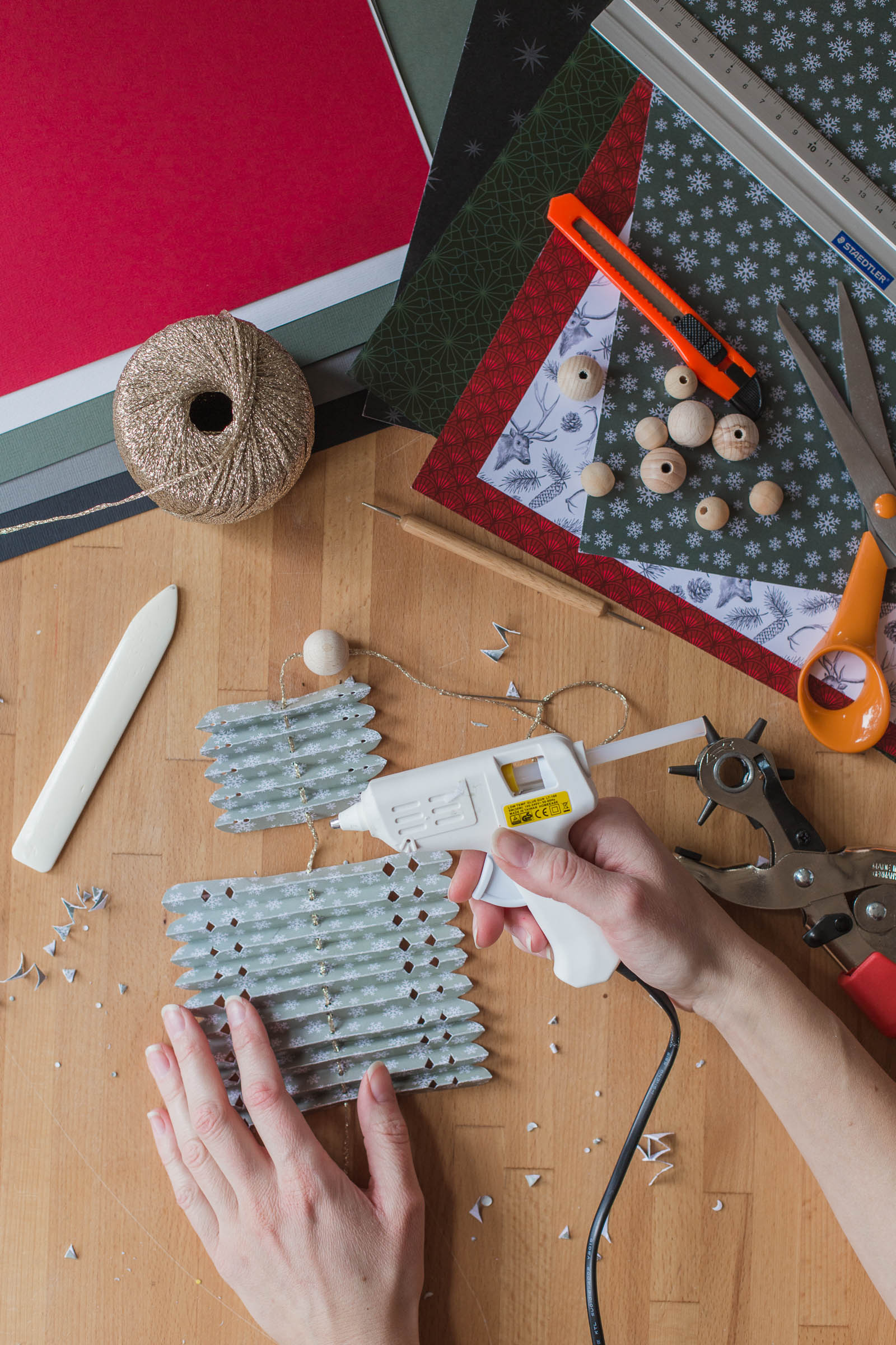 DIY - Vik en pappersangel - Dnilva