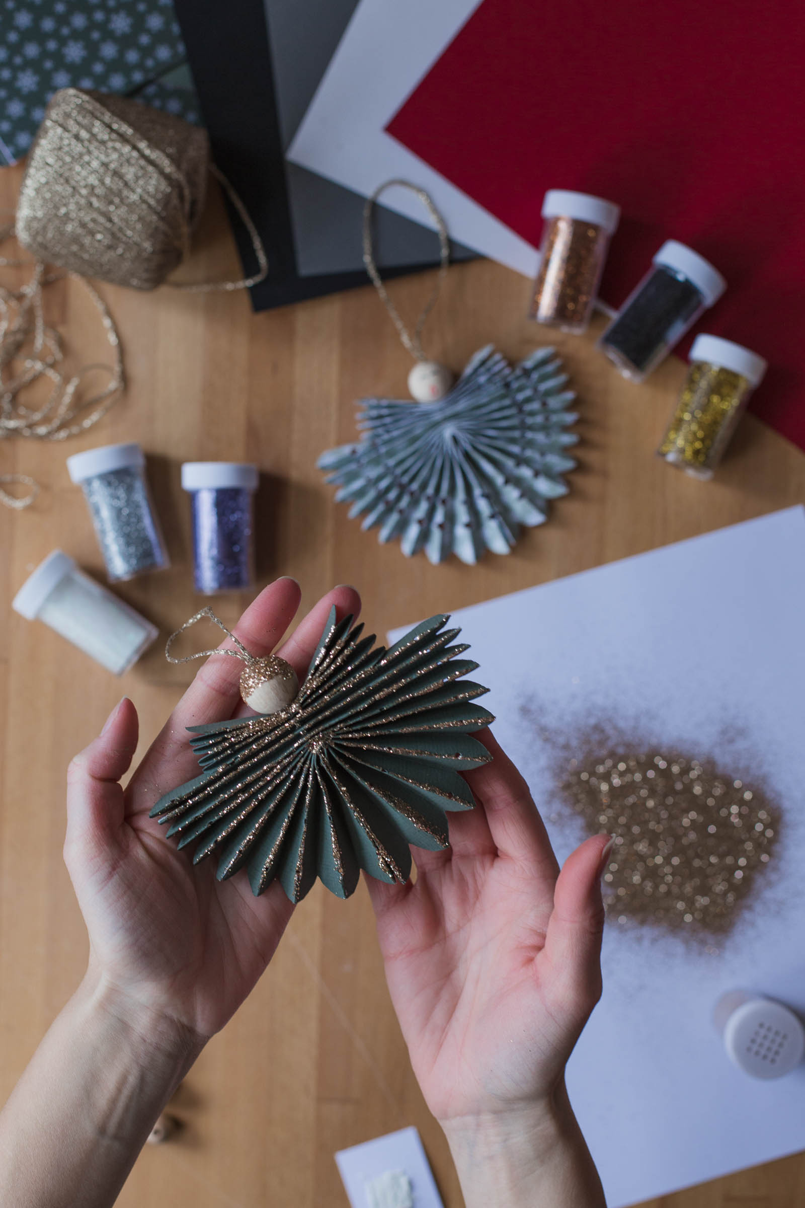 DIY - Vik en pappersangel - Dnilva