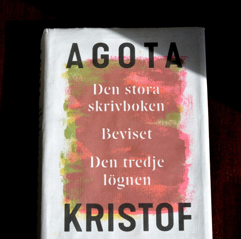 Den stora skrivboken, Beviset, Den tredje lögnen av Agota Kristof.