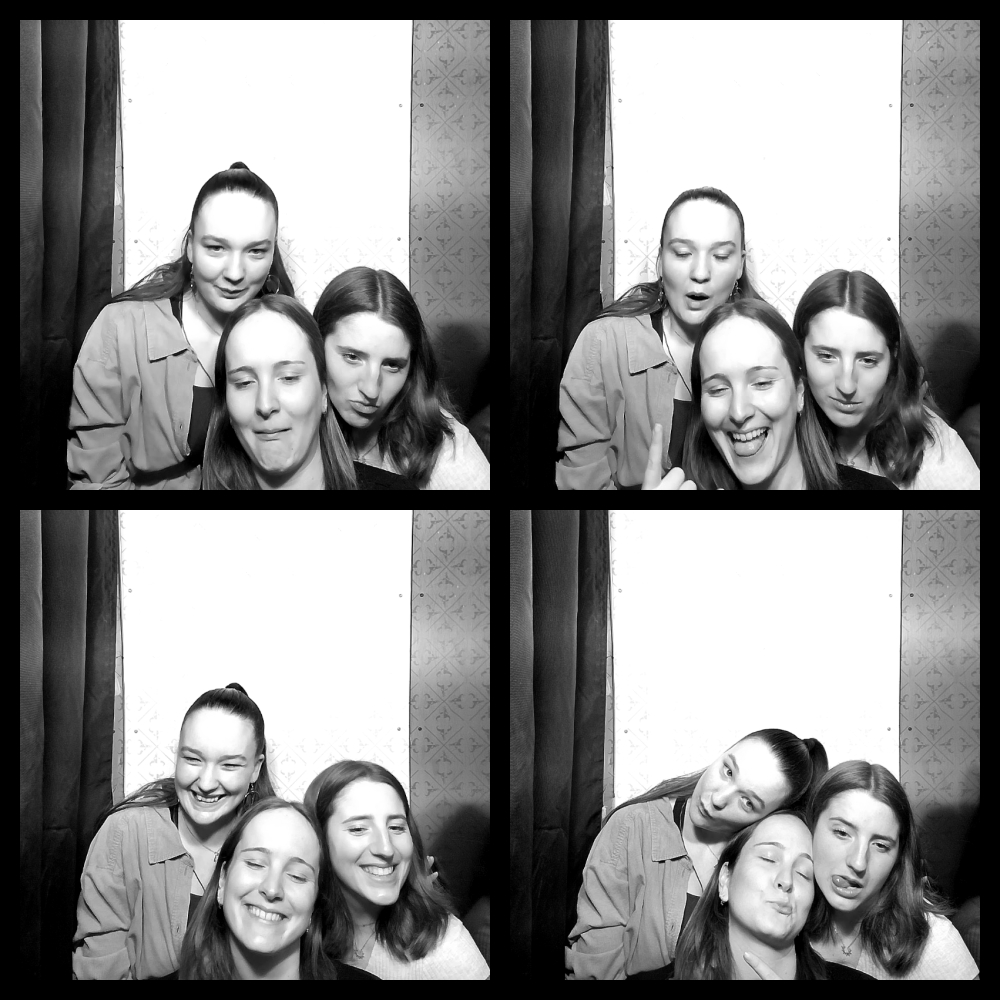 Photomat 27.01.2024 22:11:45