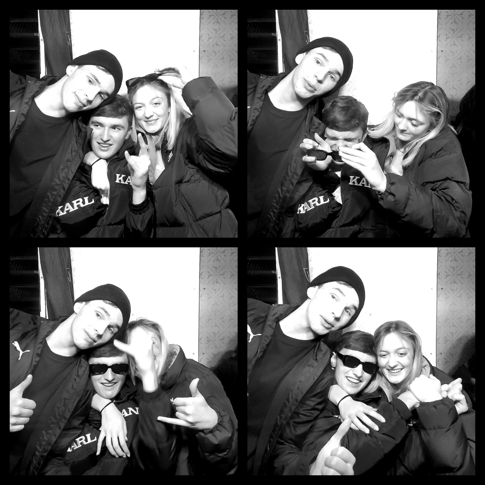 Photomat 03.03.2024 01:26:37