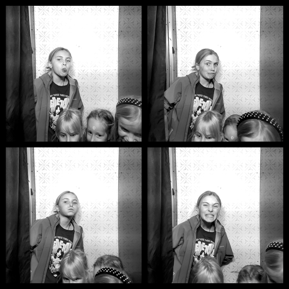 Photomat 11.10.2025 16:19:20