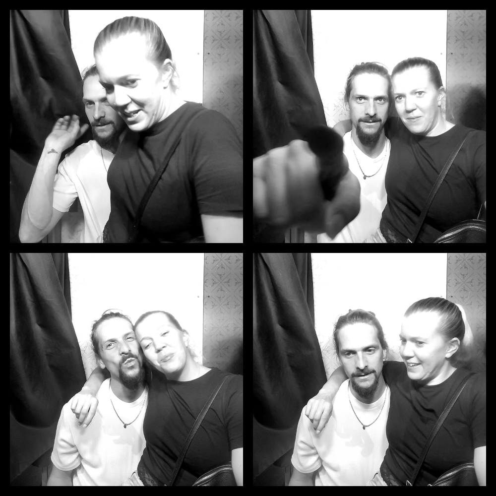 Photomat 18.10.2025 00:55:32