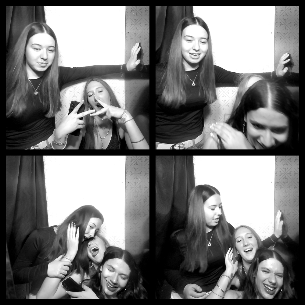Photomat 26.10.2025 02:23:07
