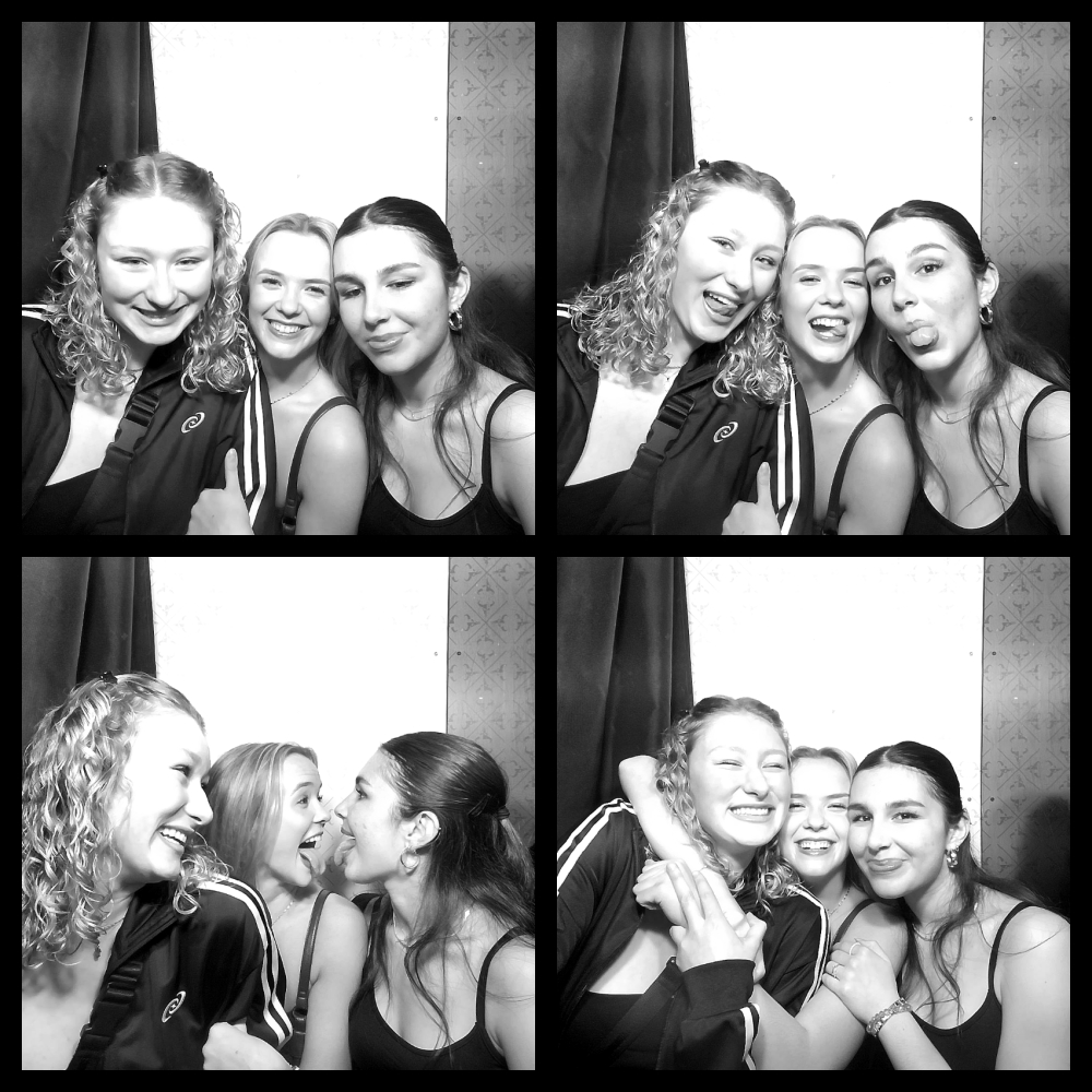 Photomat 04.04.2026 22:18:55