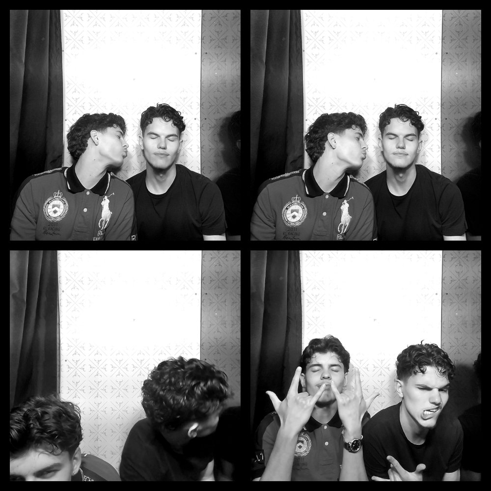 Photomat 04.04.2026 23:10:45