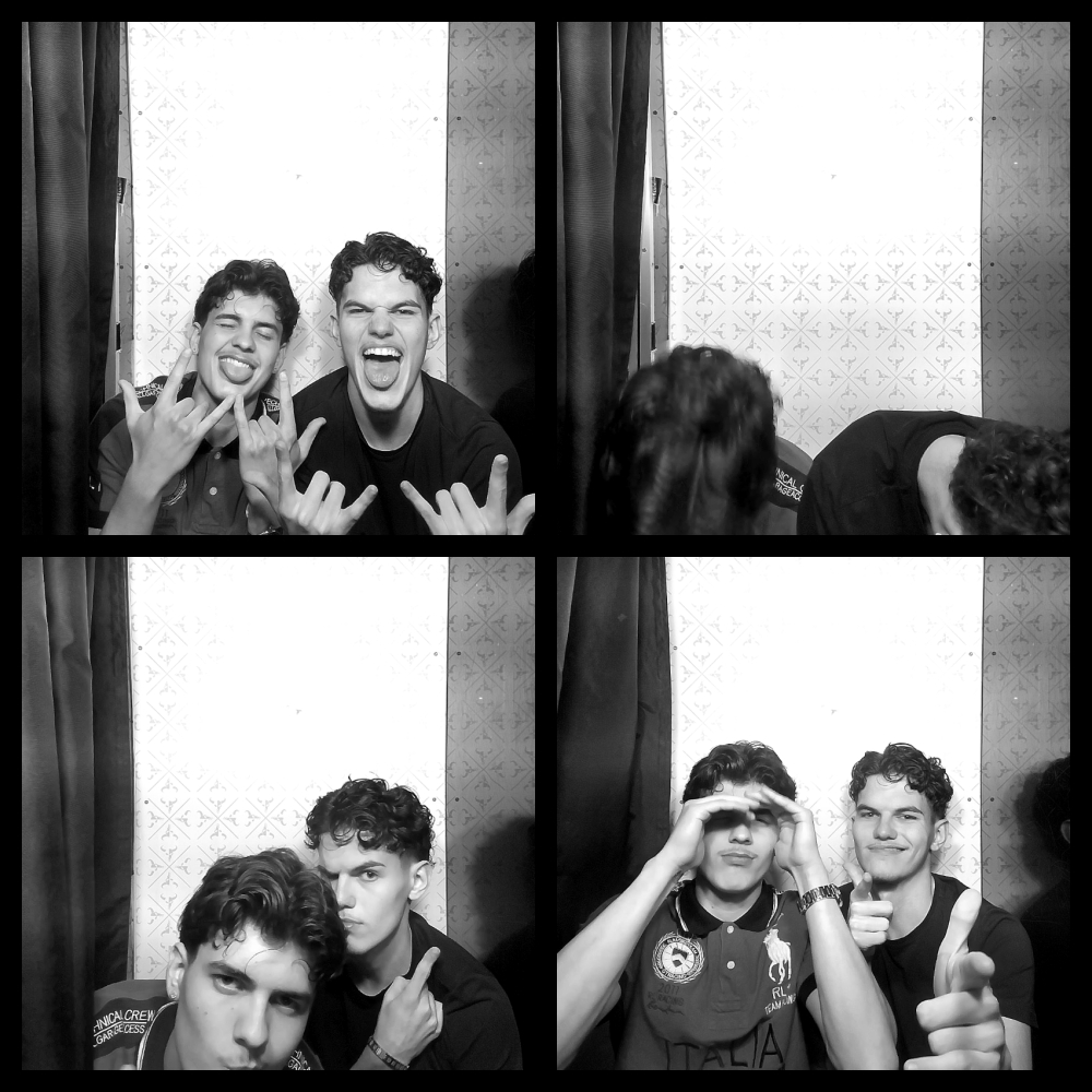 Photomat 04.04.2026 23:11:32