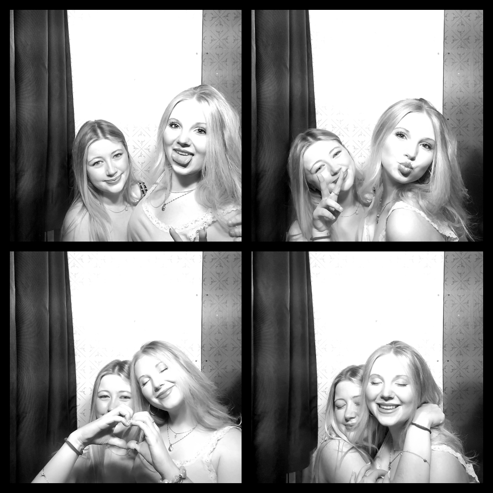 Photomat 04.04.2026 23:54:37