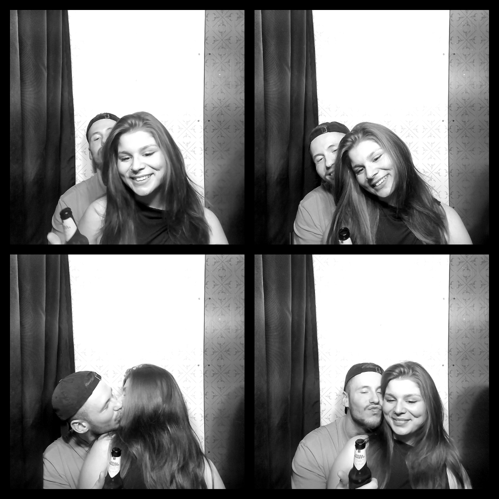 Photomat 05.04.2026 00:43:31