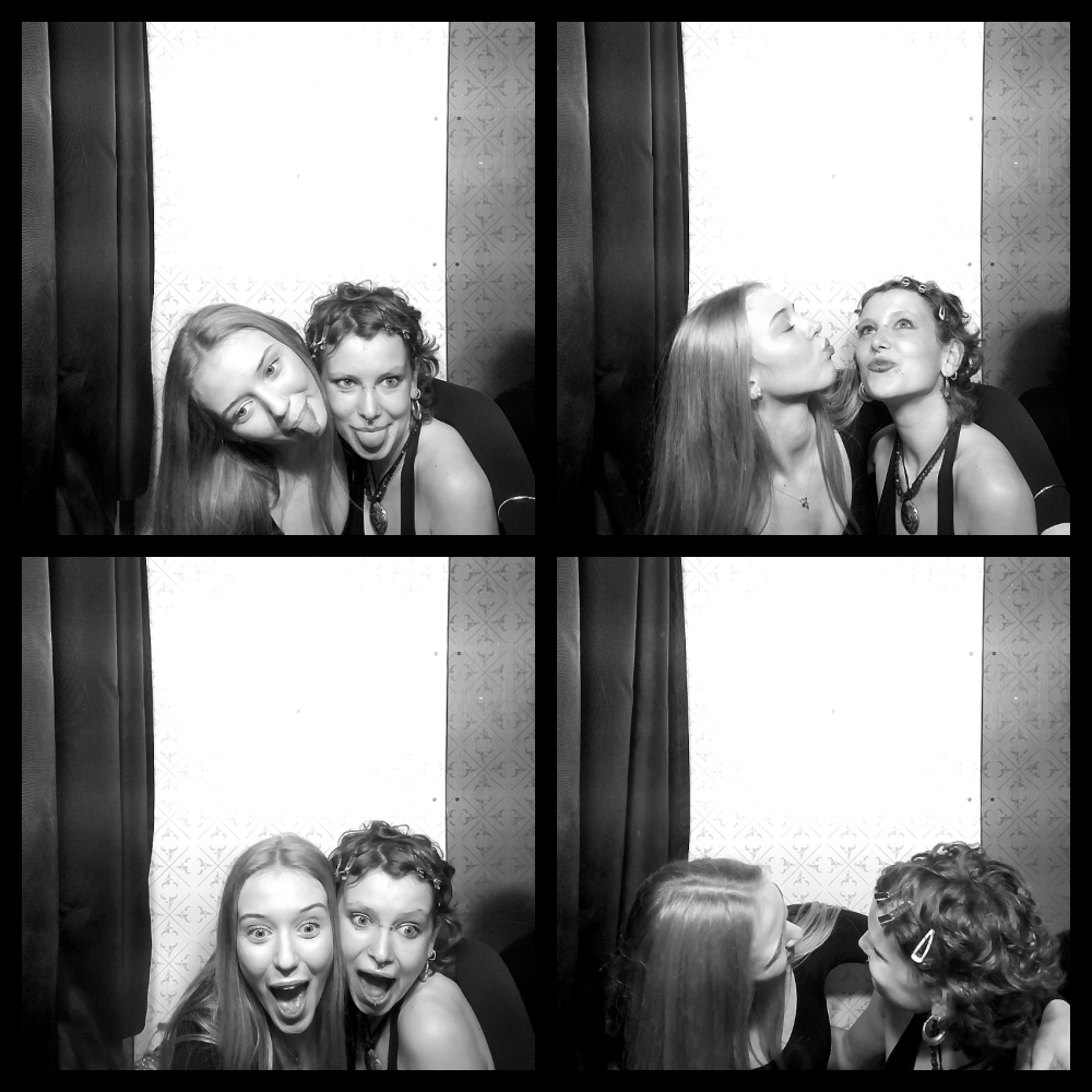 Photomat 05.04.2026 00:56:44