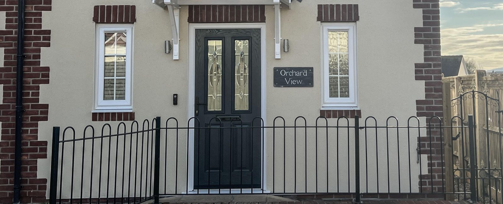 FRONT HOUSE MAIN 1