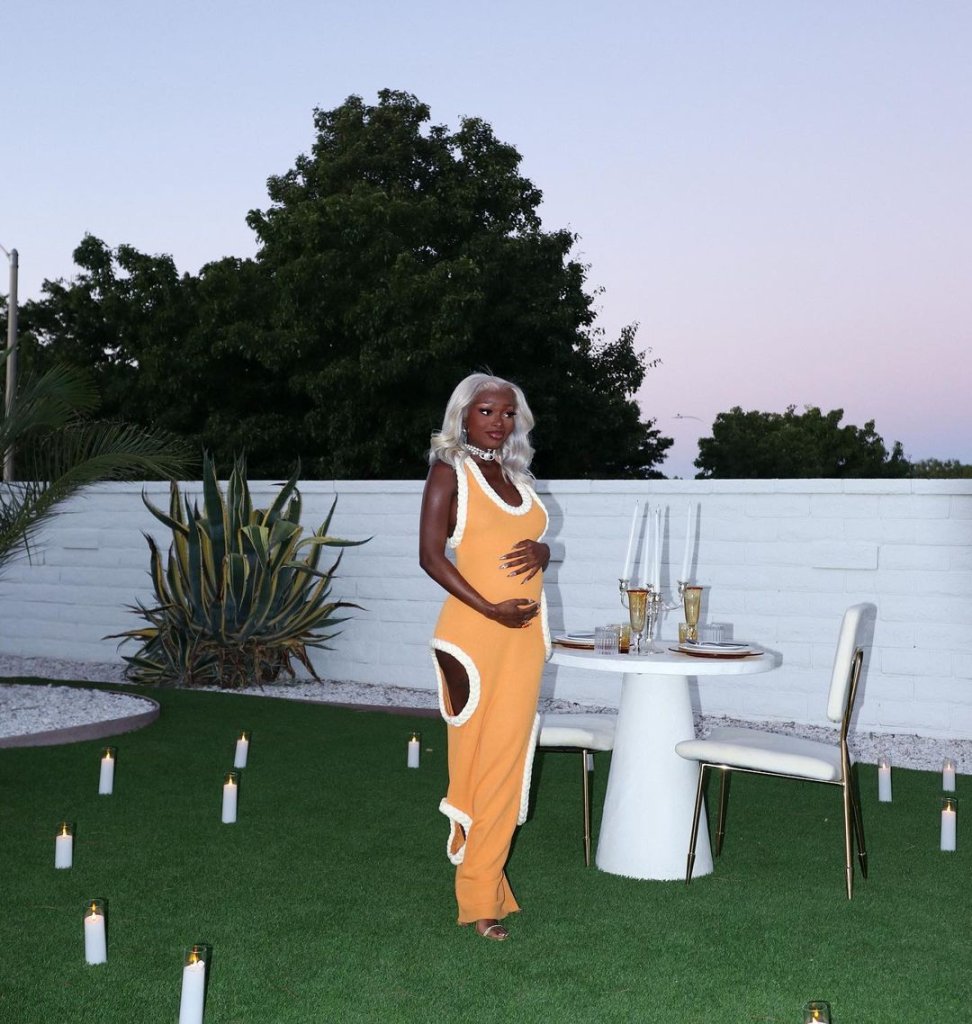 Shalom Blac- Pregnancy