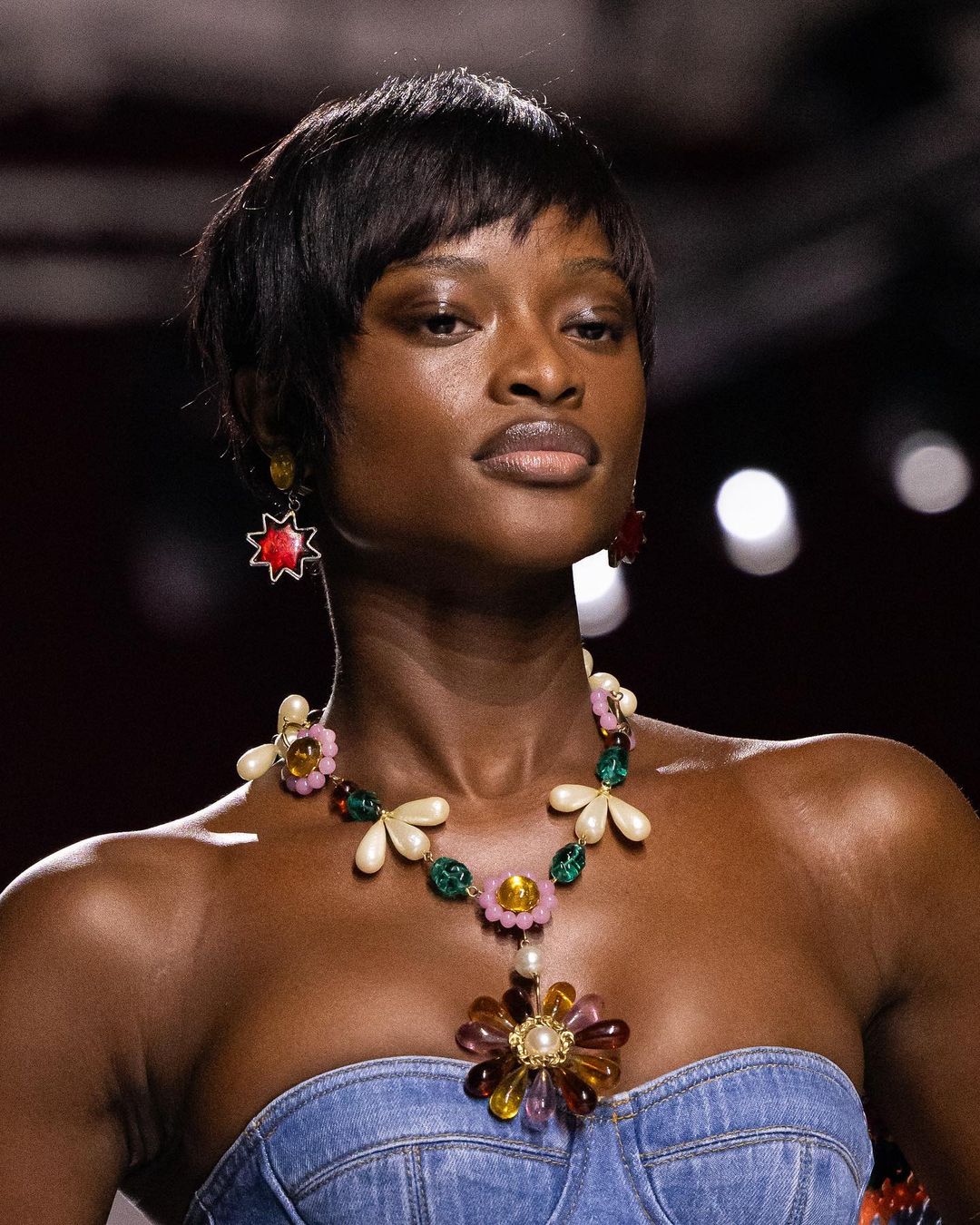 Runway makeup- nude lips