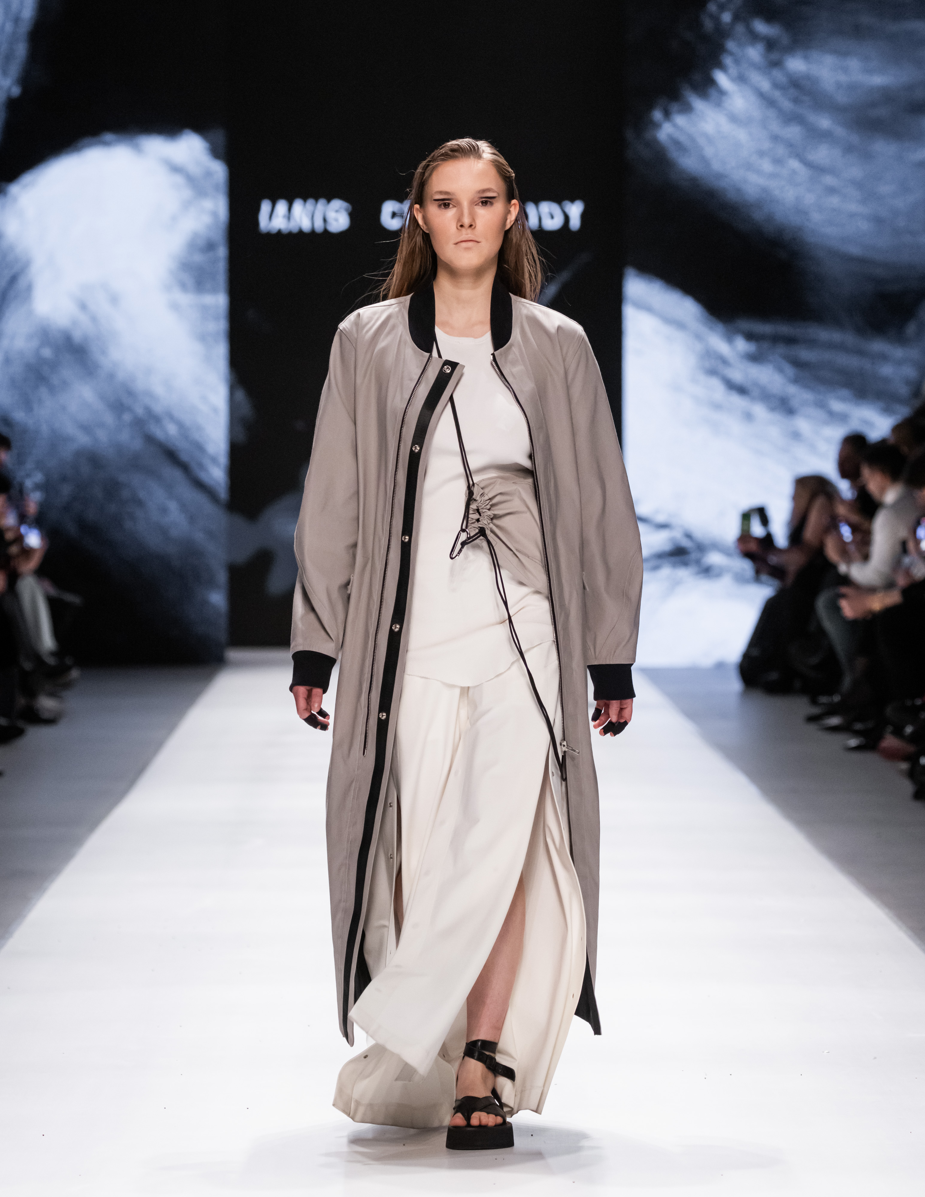 Moscow Fashion Week beauty trends - cool liners