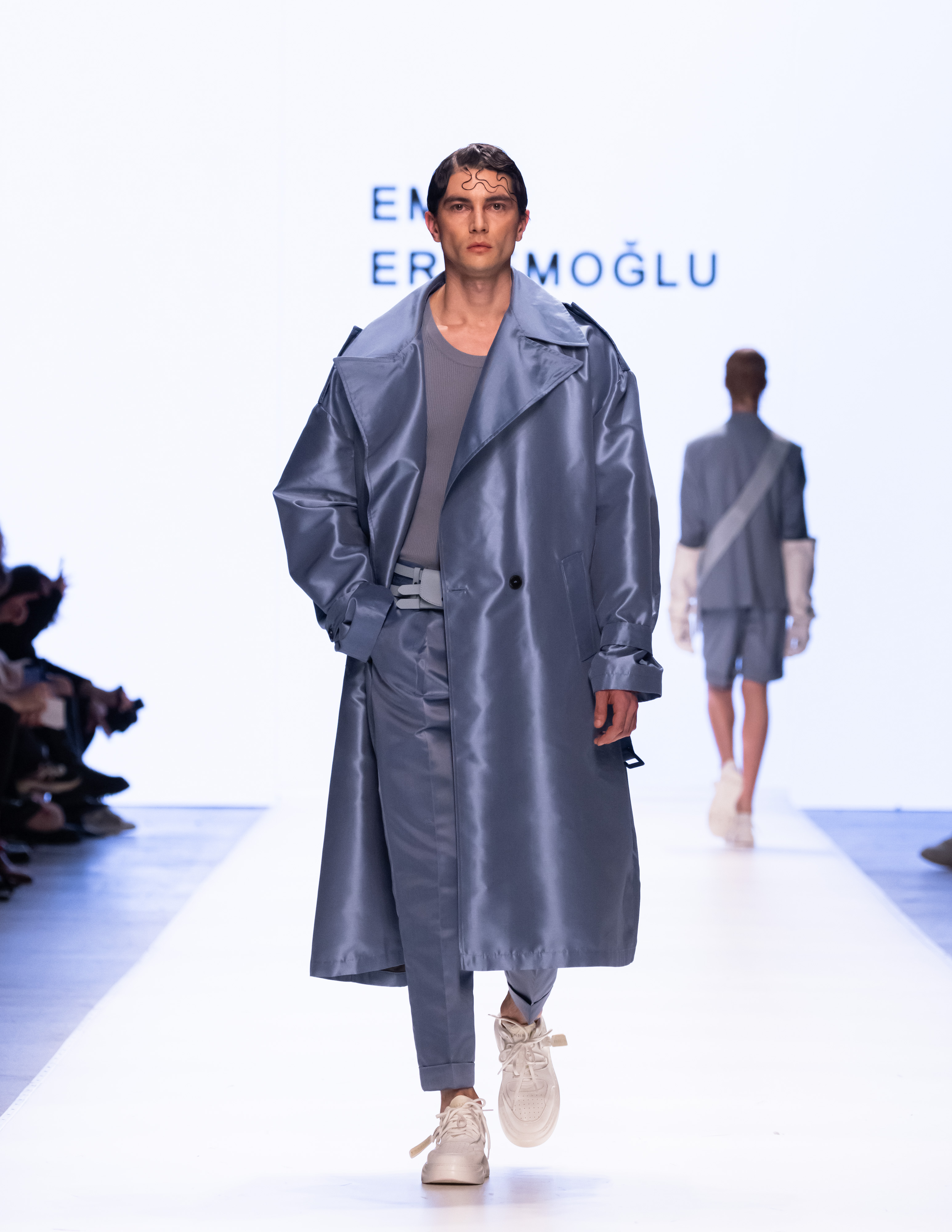 Moscow Fashion Week beauty trends - wet and wavy