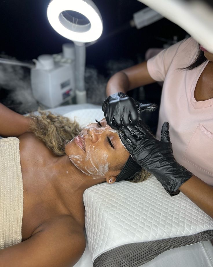 Woman getting facials done by Shari-Kay Edwards via Pinterest 