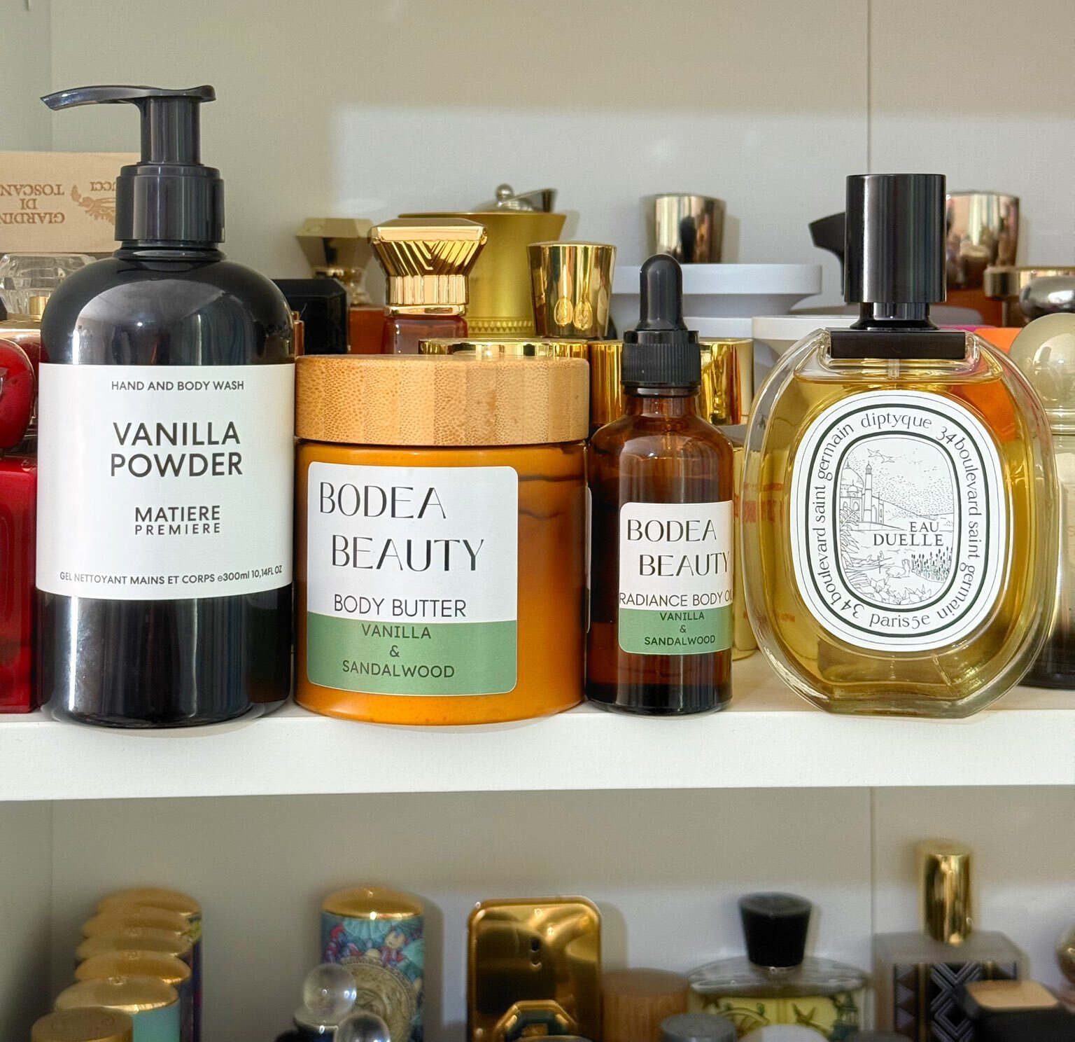 Scent layering via @mowaGLINT on X