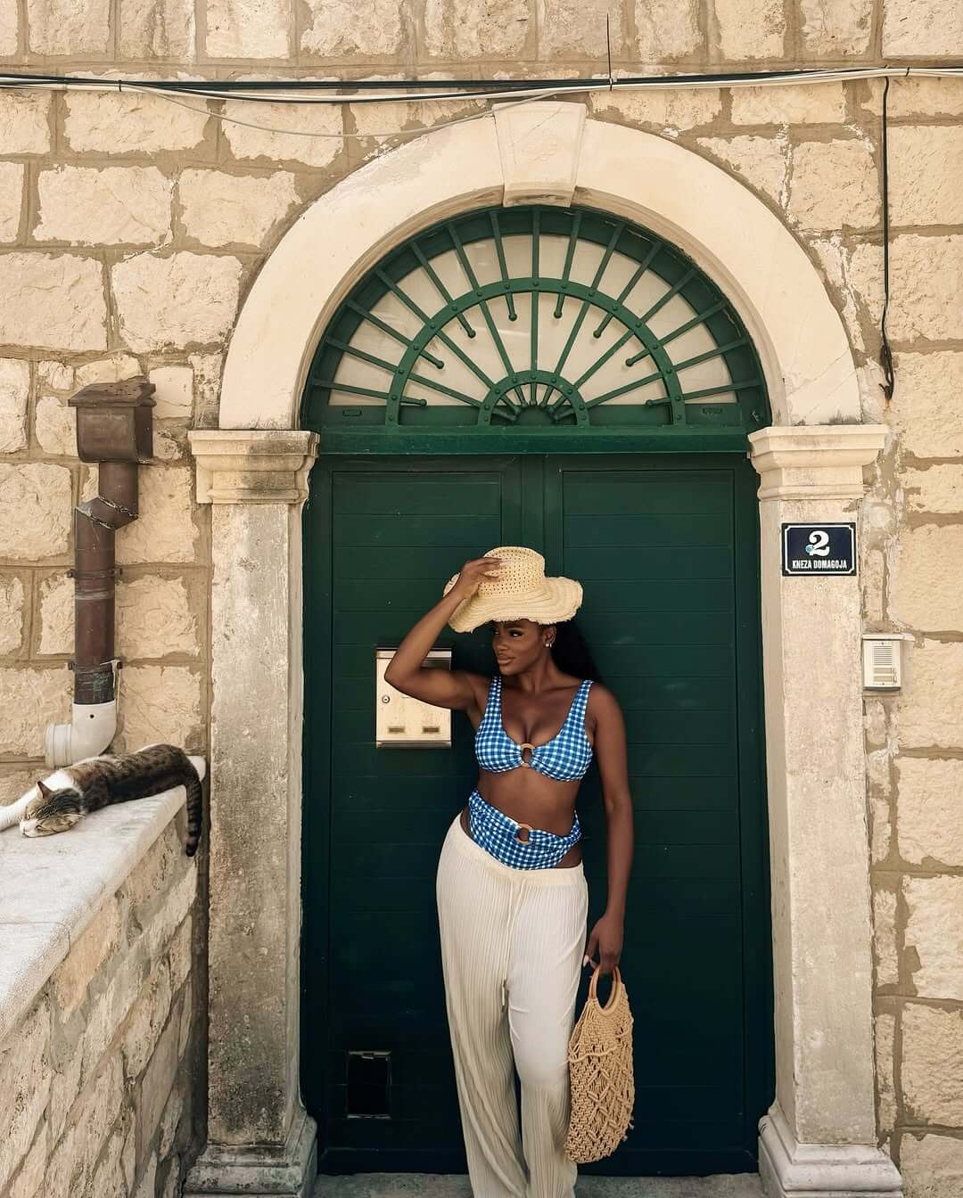 Beach lover travel wardrobe- Asiyami Gold via @asiyamigold on Instagram.