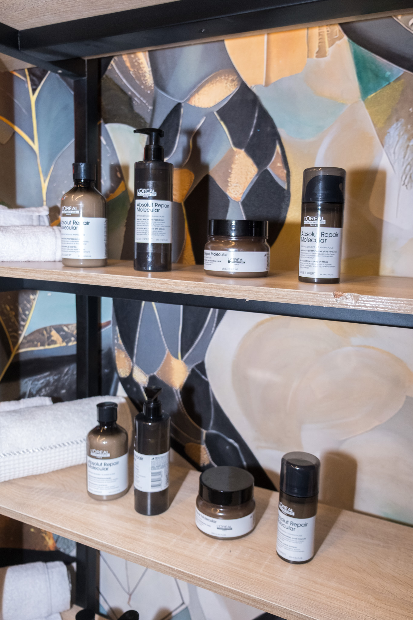 L'Oreal Beauty Hut Africa; The L'Oreal Professionnel Paris collection is now available at Beauty Hut Africa via Beauty Hut Africa