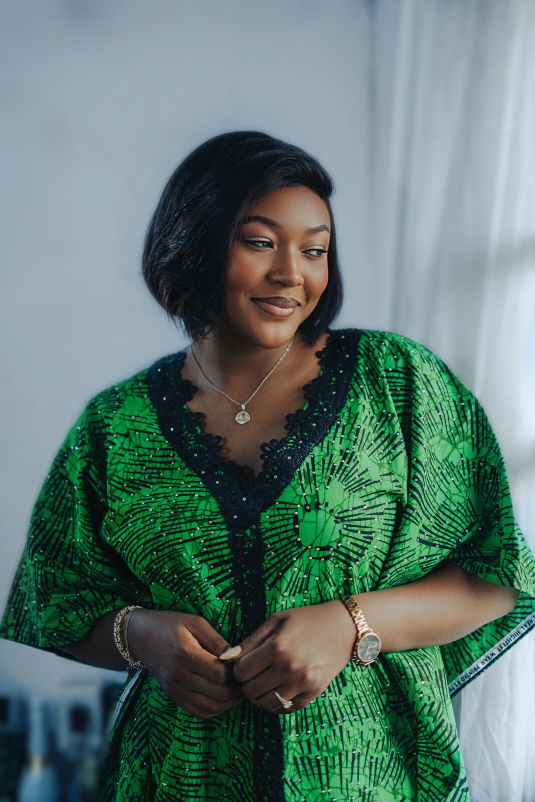 Pregnancy beauty routine - Natasha Yamala Aromolaran in minimal makeup look