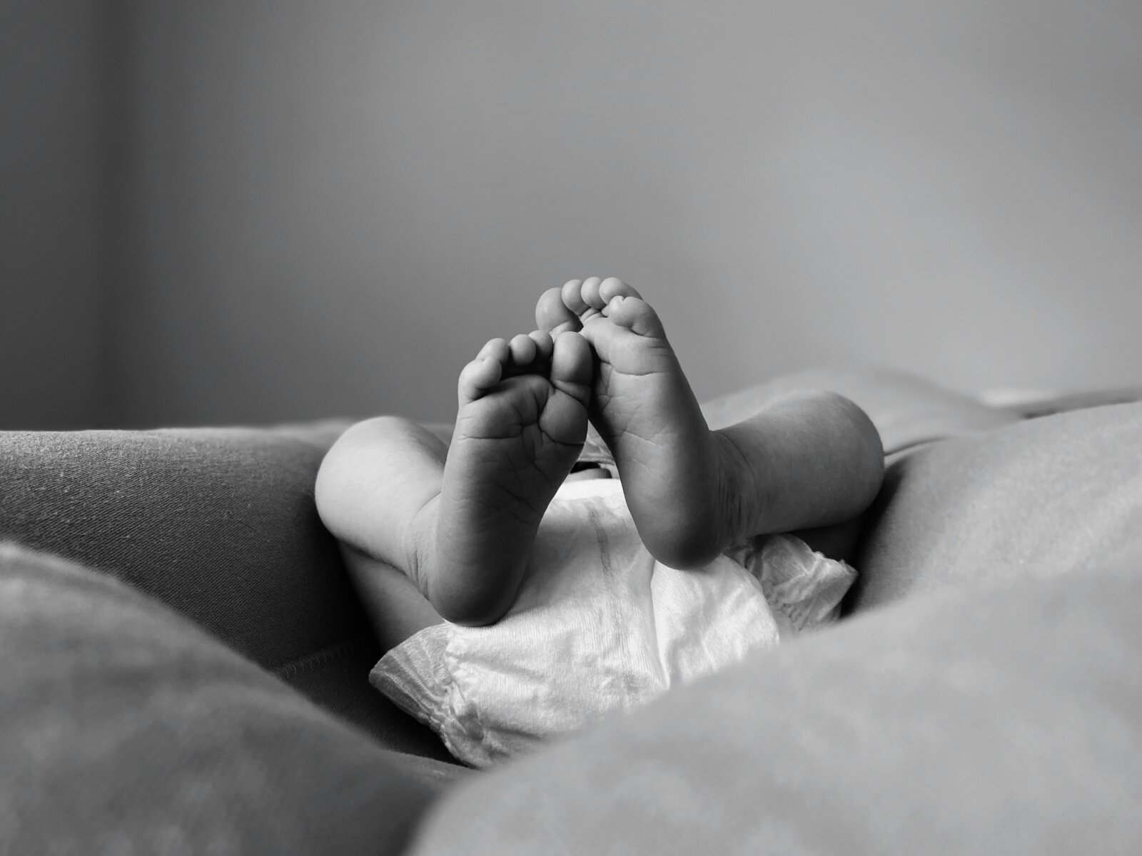 Skincare for babies - Baby in diapers by Madalyn Cox via Unsplash