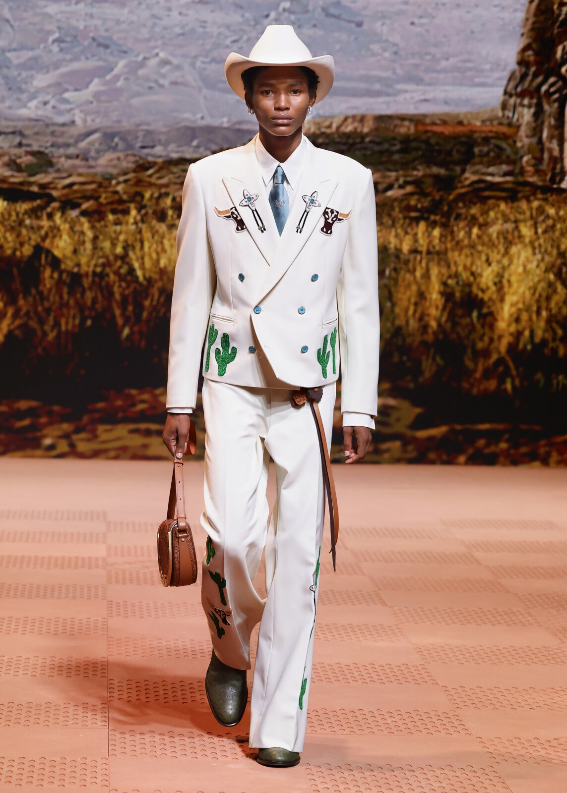 Cowboy look on the Louis Vuitton runway