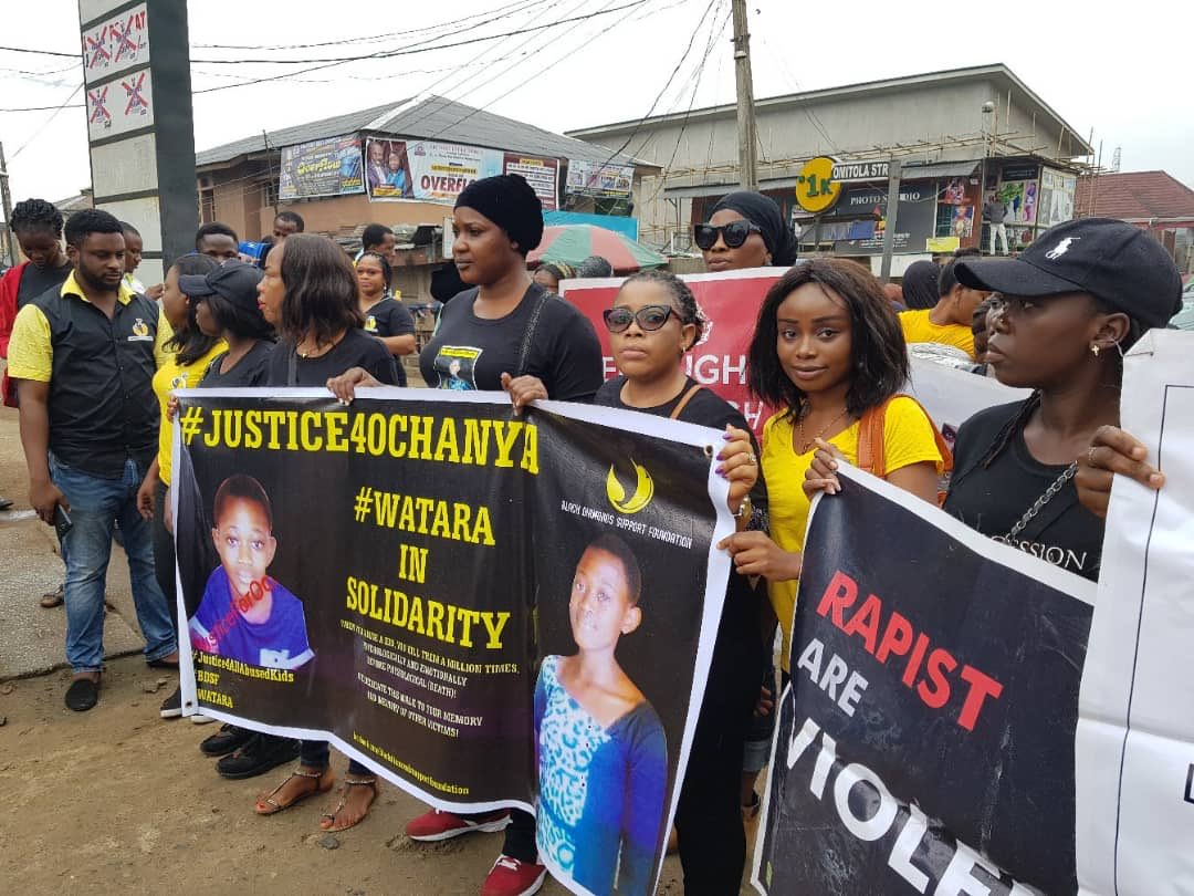  Justice for Ochanya Ogbanje protesters via @bellanifemi on X 