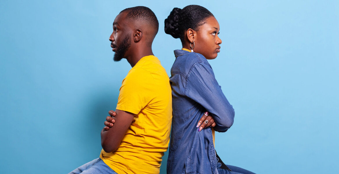 A couple backing each other via Freepik