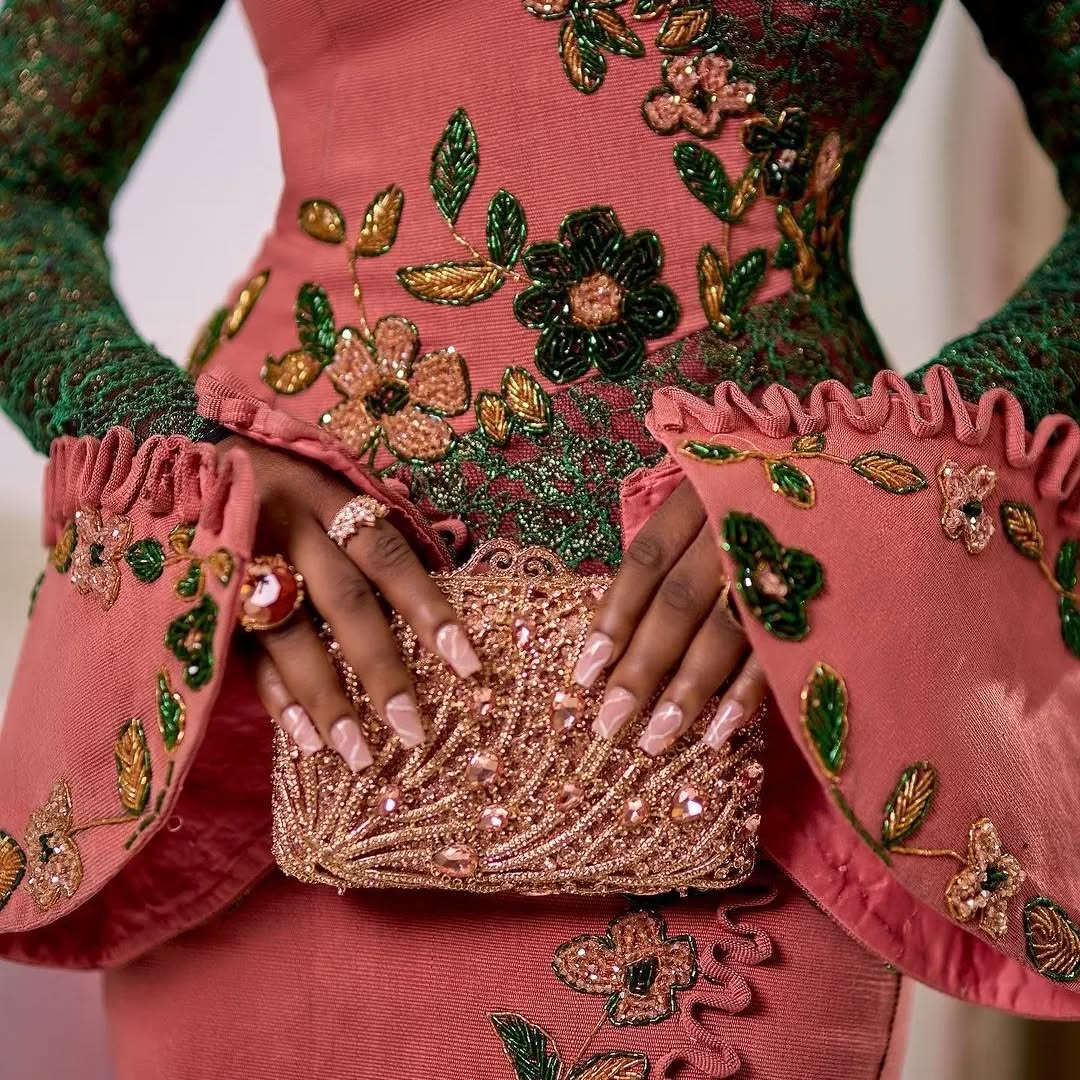 December: Mini gold clutch