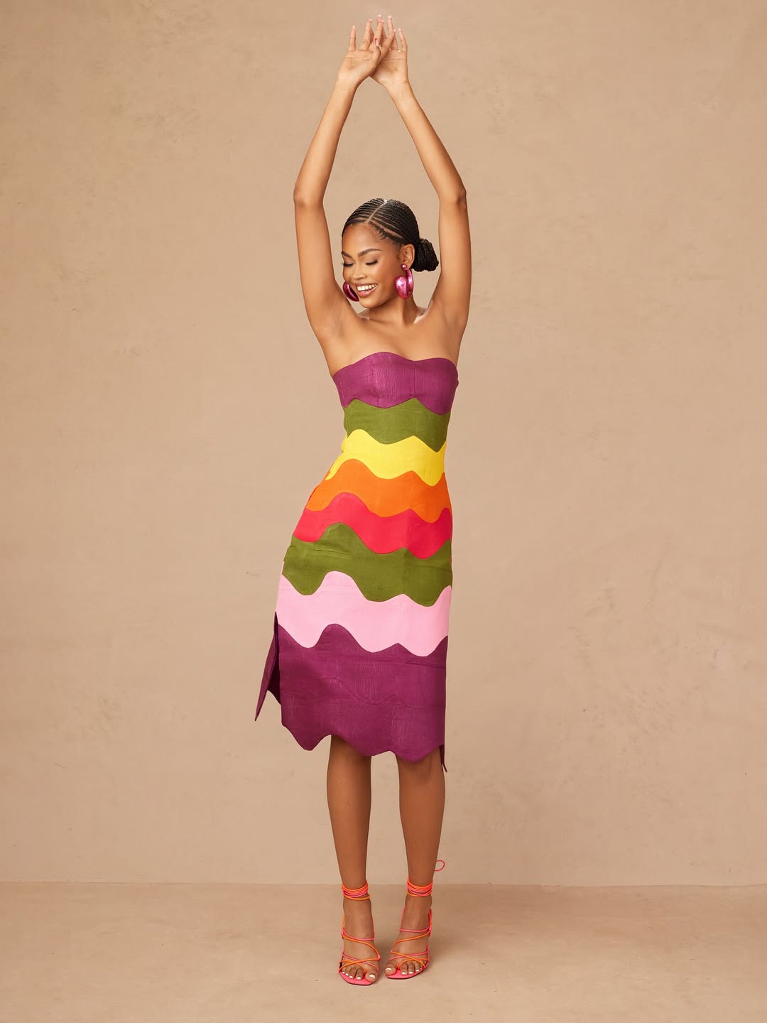 Pop Up Stores: Model in Knanfe dress via @knanfe on Instagrampop-up