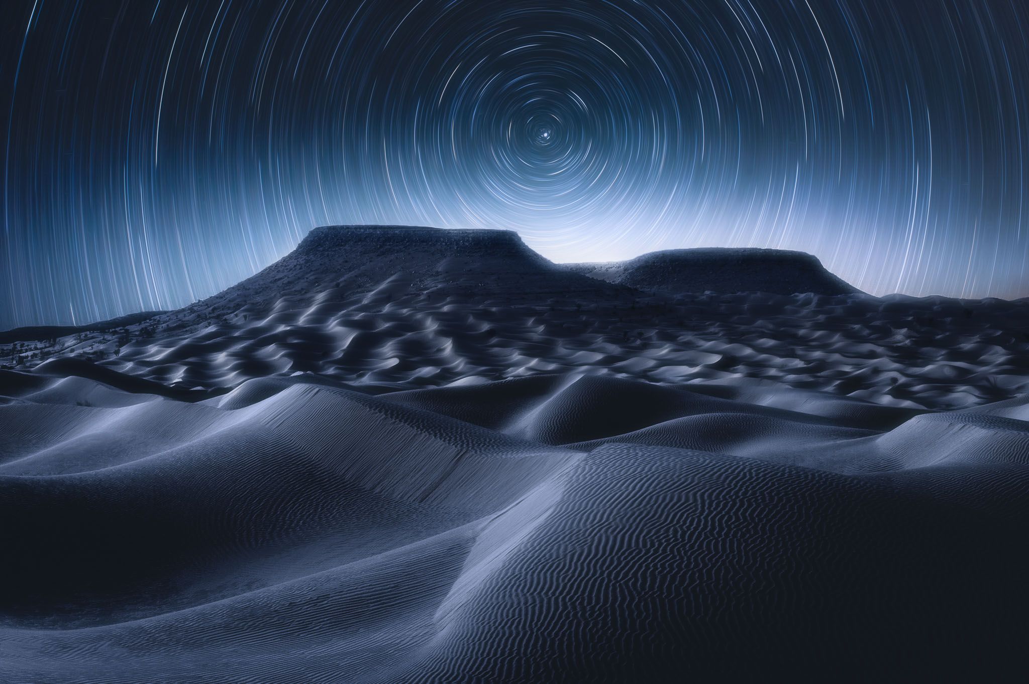 deserto del sahara star trail notturna