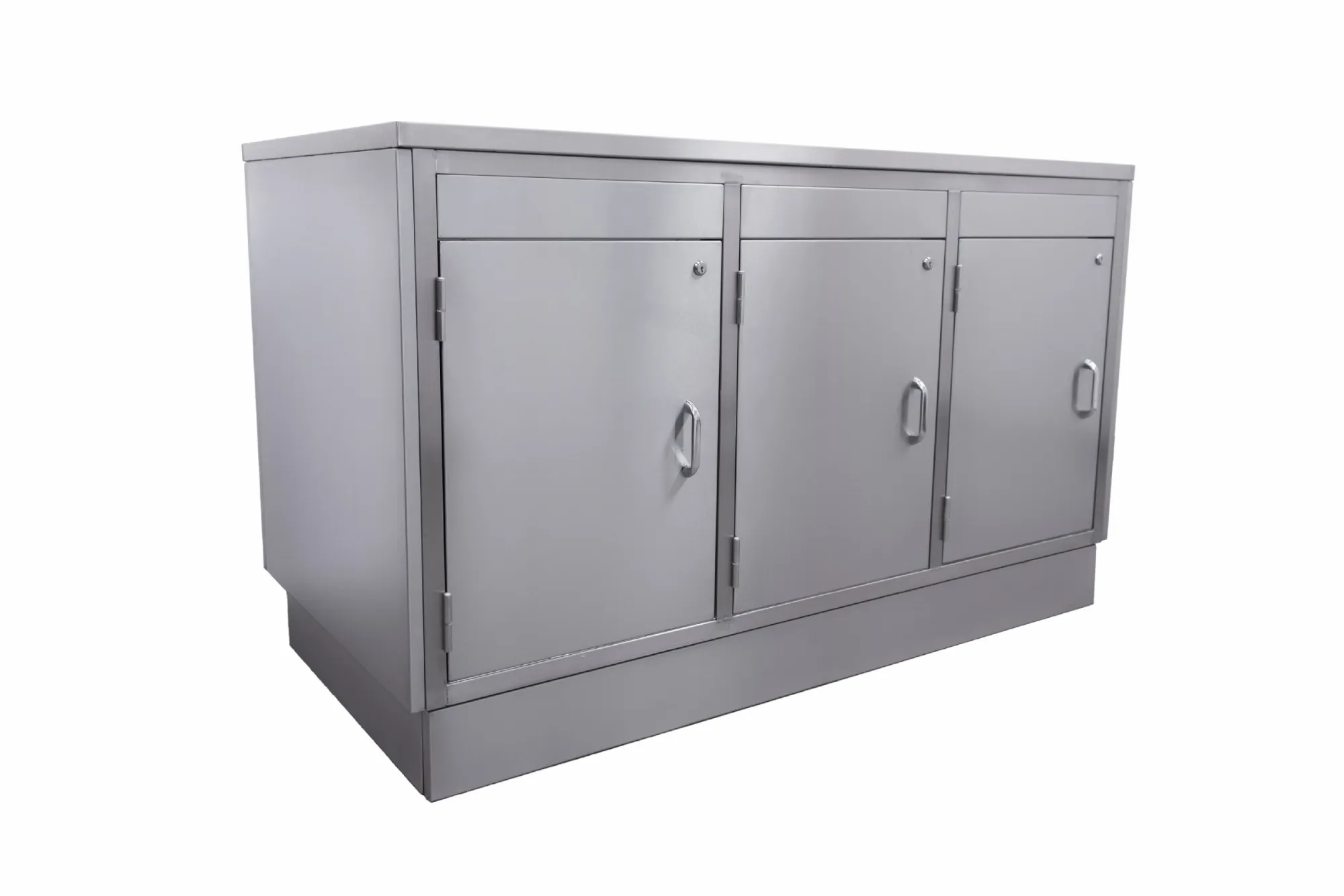 Picture of Parry 3DBC - 3 Door Base Counter Cabinet - 3DBC