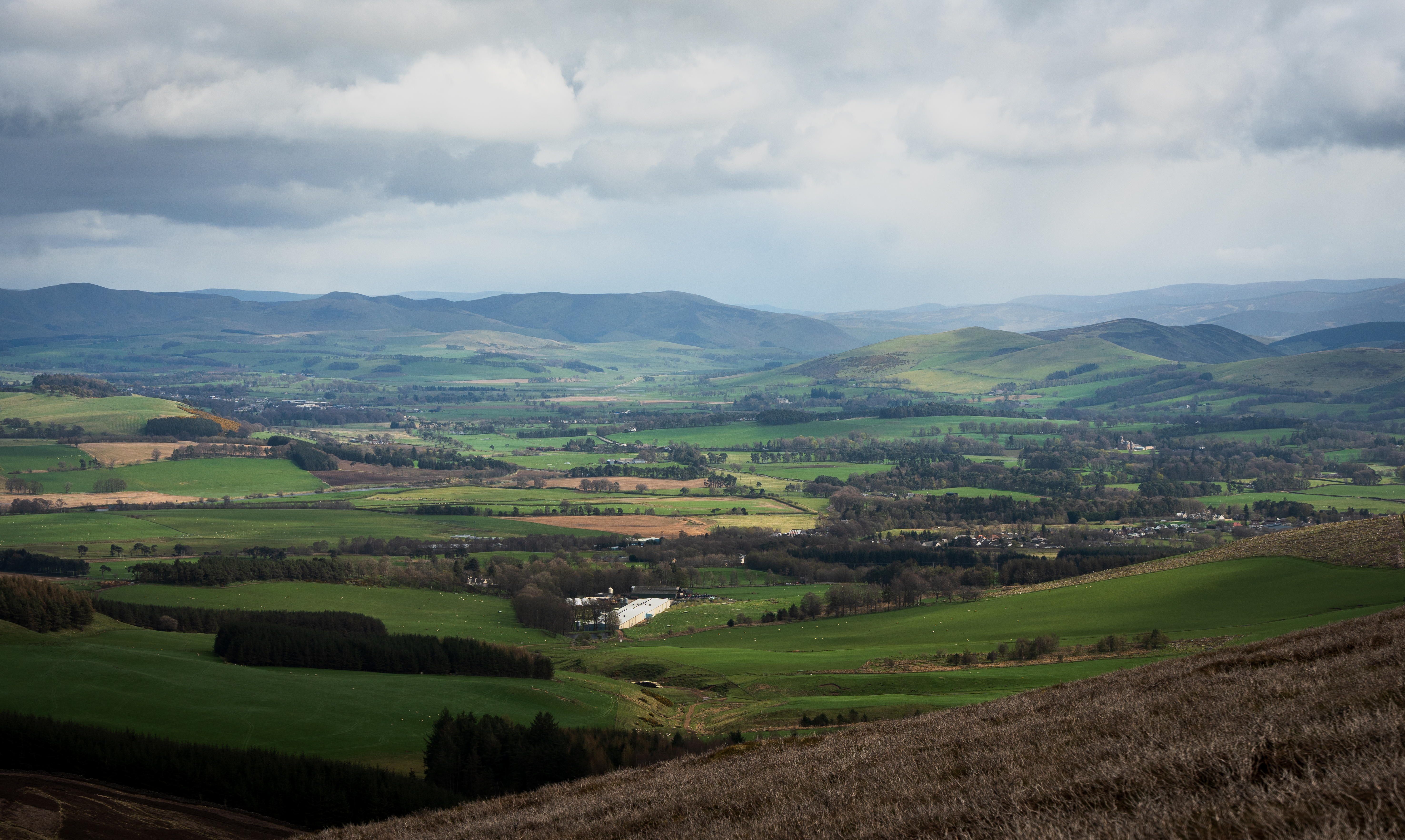 More interesting lighting conditions on the valley below