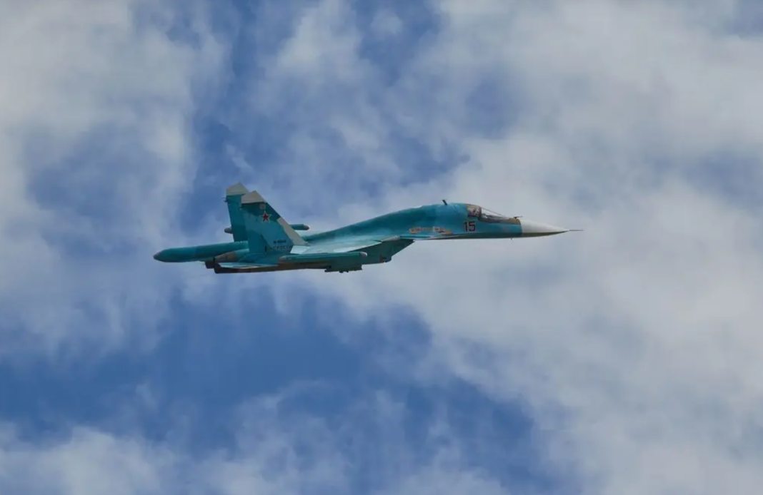 Ukrainian Forces Down Russian Su-34 Fighter Jet Over Zaporizhzhia