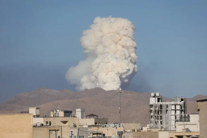 explotion on military base iran