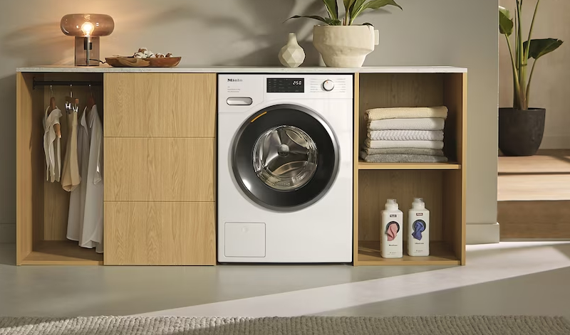 Freestanding washing machines