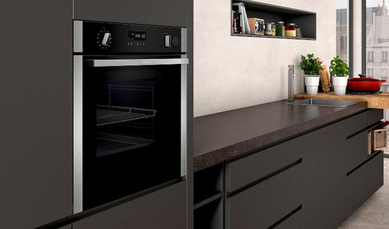 Convection ovens for baking