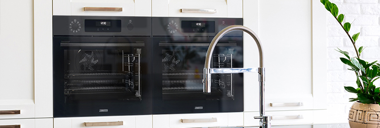 What Is a Self-Cleaning Oven and How Do They Work?